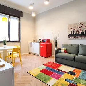 Διαμέρισμα Primopiano - Ferrante Aporti Flats, Μιλάνο