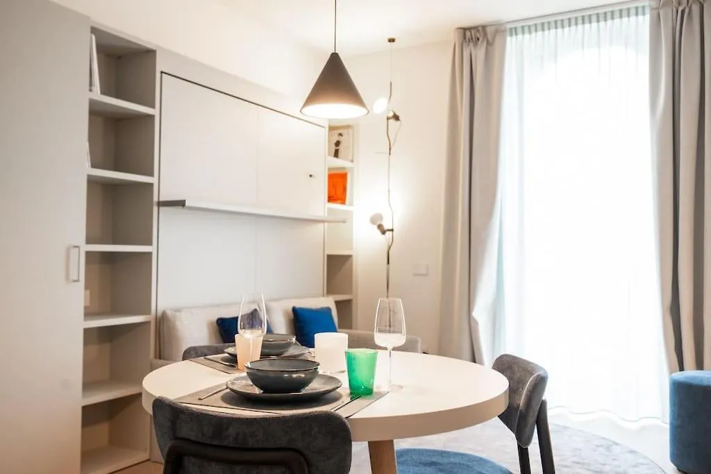 Apartment New! Andy Suite - Modern And Design In Porta Venezia Milan Italy